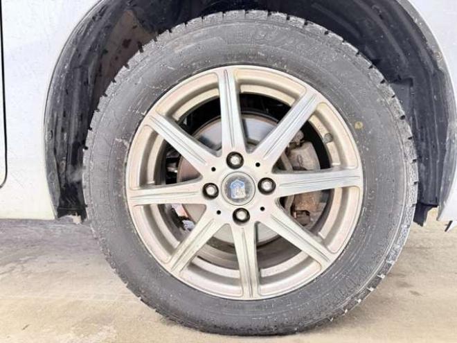 フィット1.5 ハイブリッド Lパッケージ 4WD　防錆塗装TVナビBカメ 1500