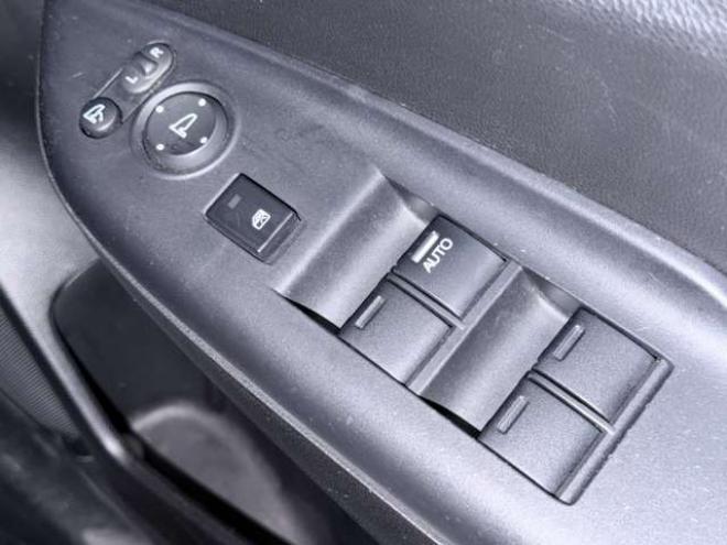 フィット1.5 ハイブリッド Lパッケージ 4WD　防錆塗装TVナビBカメ 1500