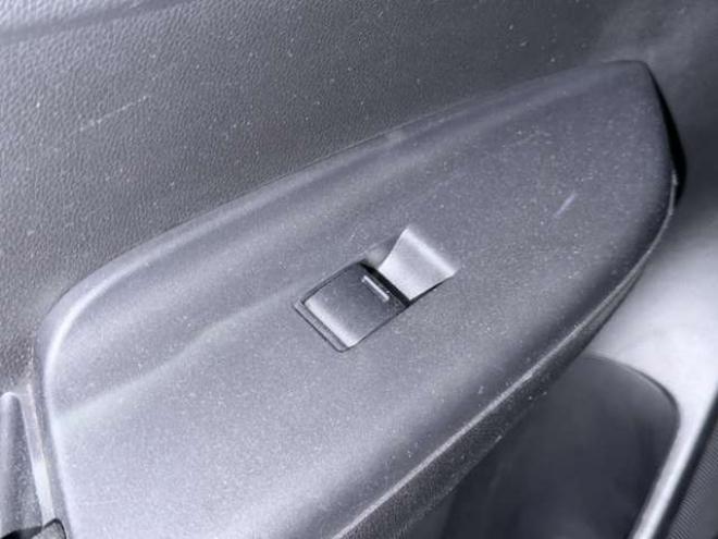 フィット1.5 ハイブリッド Lパッケージ 4WD　防錆塗装TVナビBカメ 1500