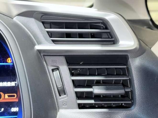 フィット1.5 ハイブリッド Lパッケージ 4WD　防錆塗装TVナビBカメ 1500