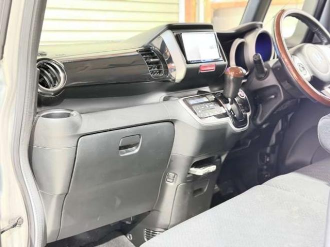 N-BOXカスタムG Lパッケージ 4WD　防錆塗装ナビエンスタETC 660