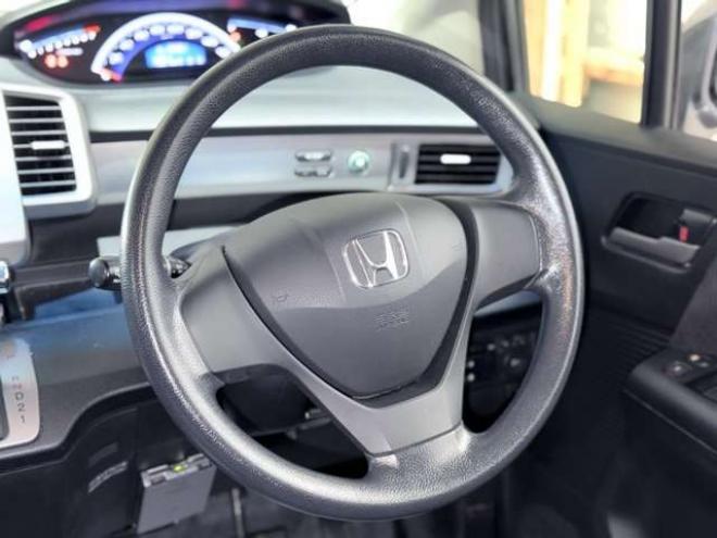 フリード1.5 G ジャストセレクション 4WD　防錆塗装TVナビETCエンスタ 1500