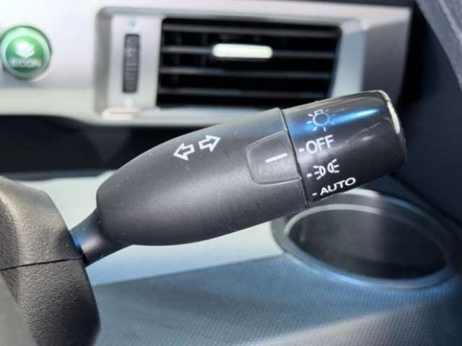 フリード1.5 G ジャストセレクション 4WD　防錆塗装TVナビETCエンスタ 1500