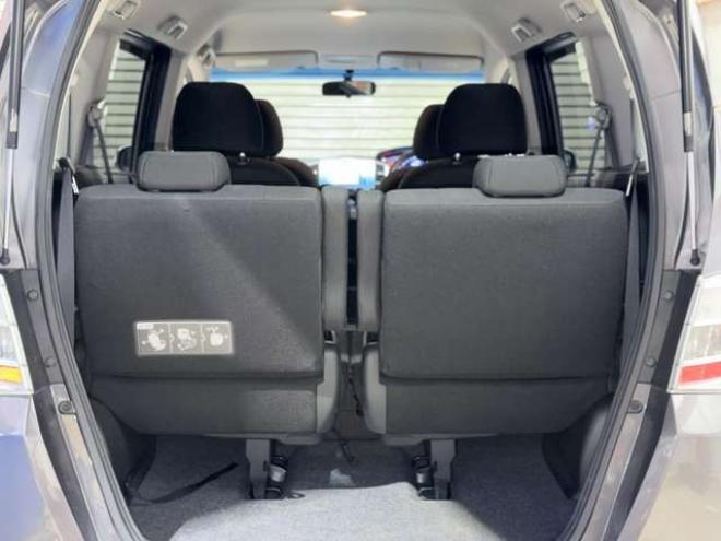 フリード1.5 G ジャストセレクション 4WD　防錆塗装TVナビETCエンスタ 1500