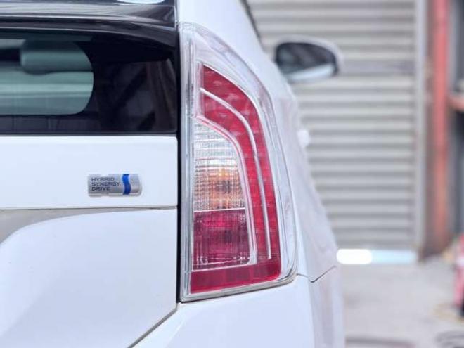 プリウス1.8 S　防錆塗装エンスタ 2WD 1800