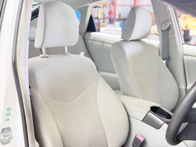 プリウス1.8 S　防錆塗装エンスタ 2WD 1800