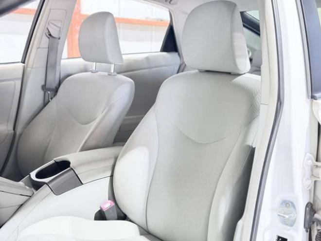 プリウス1.8 S　防錆塗装エンスタ 2WD 1800