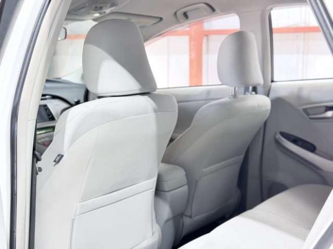 プリウス1.8 S　防錆塗装エンスタ 2WD 1800