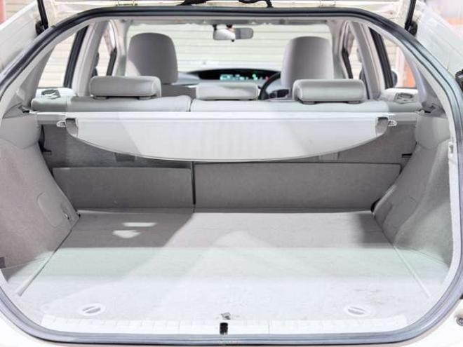 プリウス1.8 S　防錆塗装エンスタ 2WD 1800