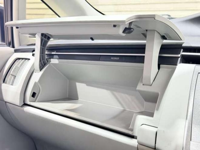 プリウス1.8 S　防錆塗装エンスタ 2WD 1800