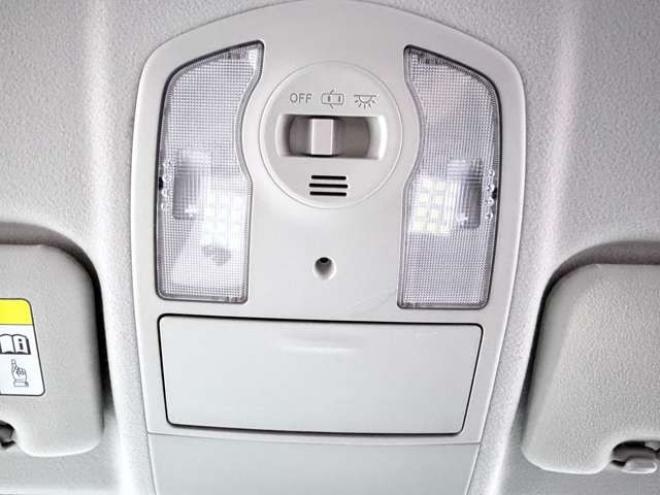 プリウス1.8 S　防錆塗装エンスタ 2WD 1800