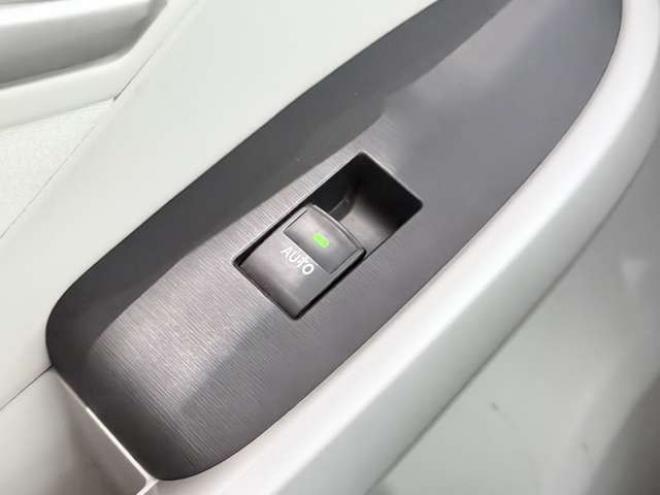 プリウス1.8 S　防錆塗装エンスタ 2WD 1800