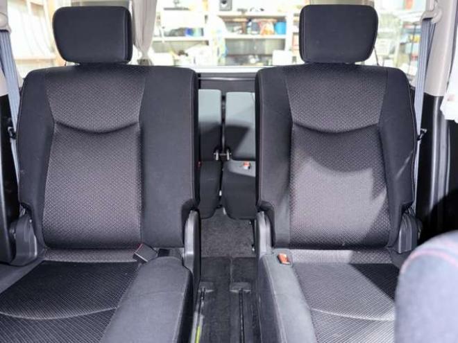 セレナ2.0 ハイウェイスター 4WD　防錆塗装TVナビBカメエンスタ後席モニタ 2000