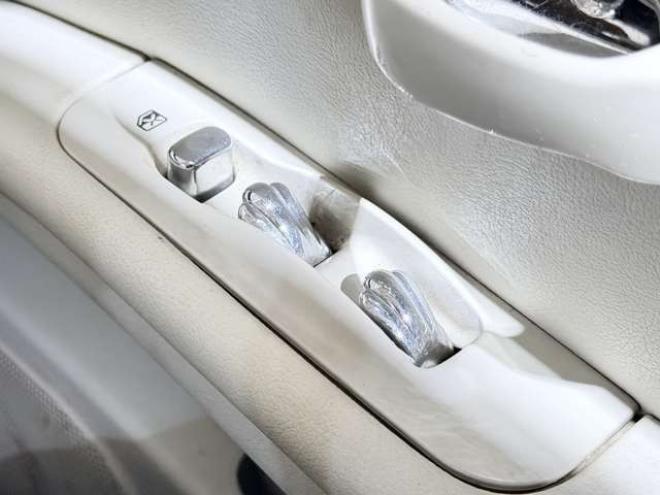 フィガロ1.0　防錆塗装 2WD 1000