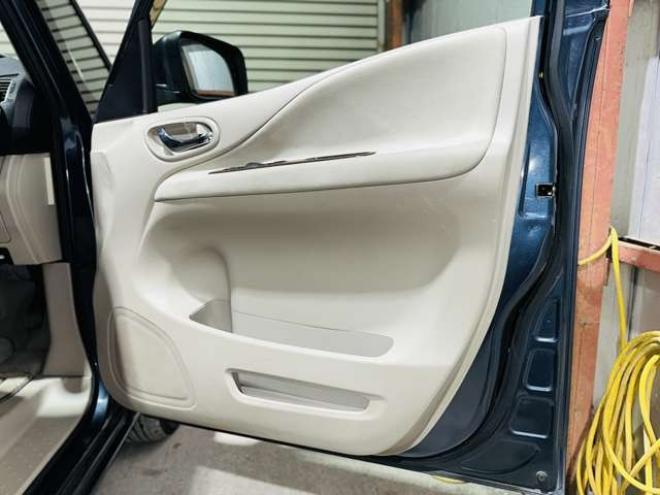 セレナ2.0 20G 4WD　下廻防錆TVナビBカメETC 2000