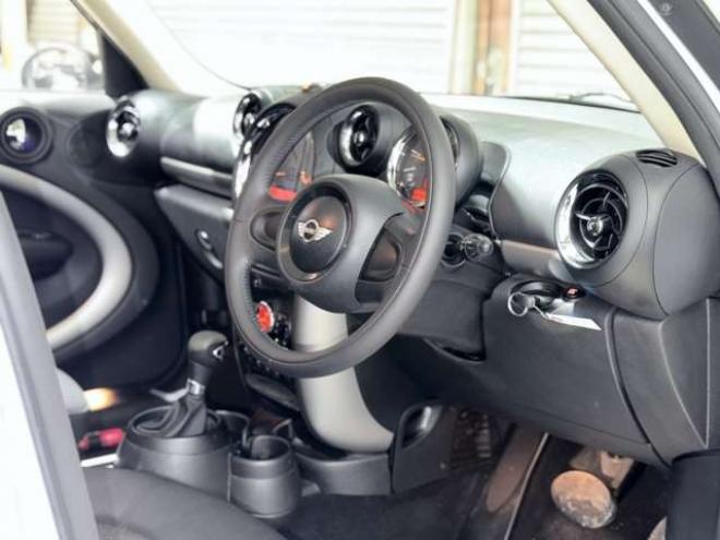 ミニクロスオーバー クーパー D オール4 4WD　下廻防錆4WDキーレス 正規輸入車 2000