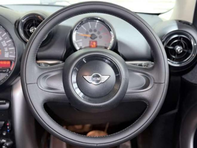 ミニクロスオーバー クーパー D オール4 4WD　下廻防錆4WDキーレス 正規輸入車 2000