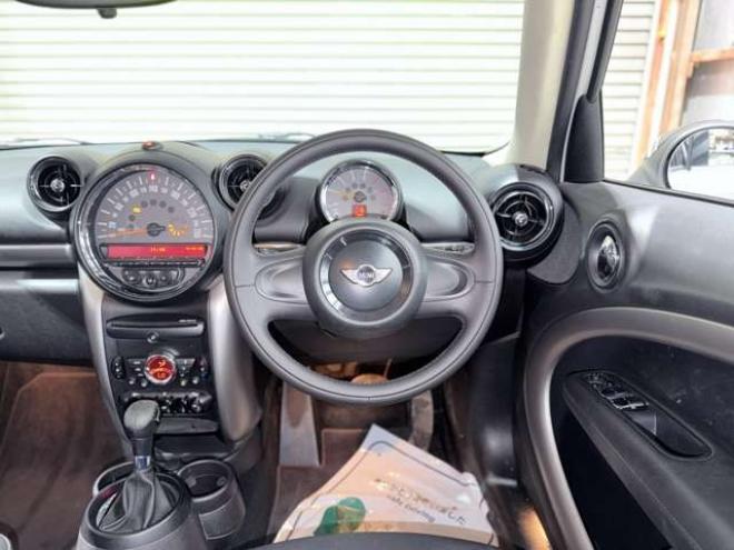 ミニクロスオーバー クーパー D オール4 4WD　下廻防錆4WDキーレス 正規輸入車 2000