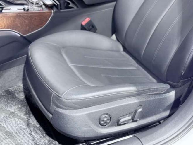 アウディA6アバント 2.8 FSI クワトロ 4WD　下廻防錆TVナビBカメETC 正規輸入車 2800