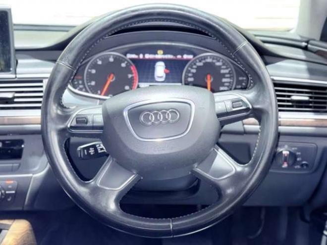 アウディA6アバント 2.8 FSI クワトロ 4WD　下廻防錆TVナビBカメETC 正規輸入車 2800