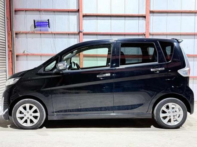 eKカスタムG 4WD　下廻防錆スマキーナビ 660