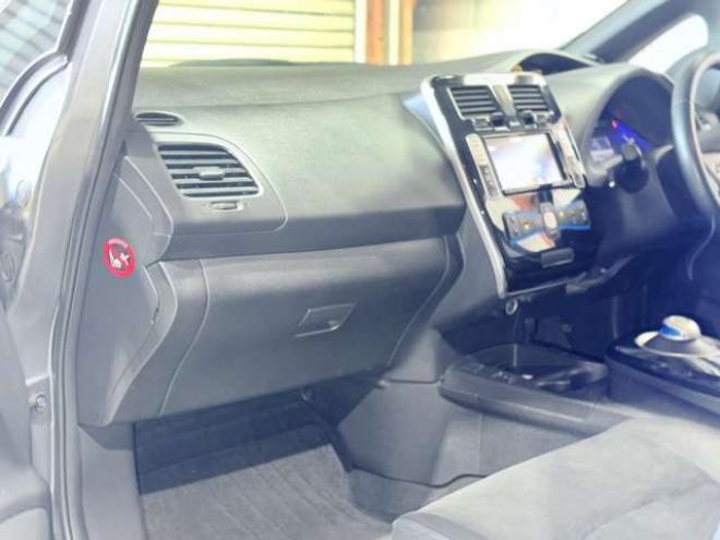 リーフ30kWh X　下廻防錆TVナビBカメETC夏冬タイヤ 2WD 不明