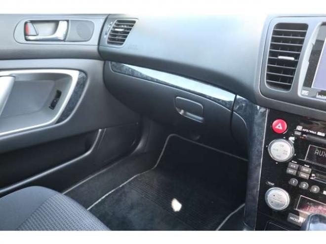 レガシィワゴン2.0 GT 4WD　ナビ・TV・スマートキー・ターボ・Tベルト交換済み 2000