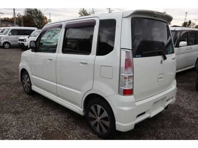 ワゴンRスティングレー DI 4WD　HID・スマートキー・直噴ターボ・4.2万キロ 660