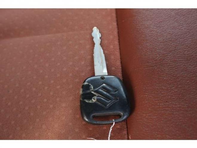 ジムニーランドベンチャー 4WD　ナビ・TV・R8/10月 660