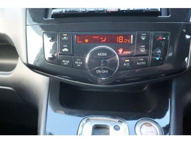 セレナ2.0 ハイウェイスター 4WD　HID・ナビ・TV・両側パワースライドドア・バックカメラ・R9/5月・9.6万キロ 2000