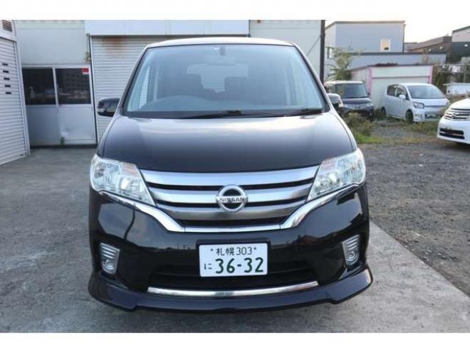 セレナ2.0 ハイウェイスター 4WD　HID・ナビ・TV・両側パワースライドドア・バックカメラ・R9/5月・9.6万キロ 2000