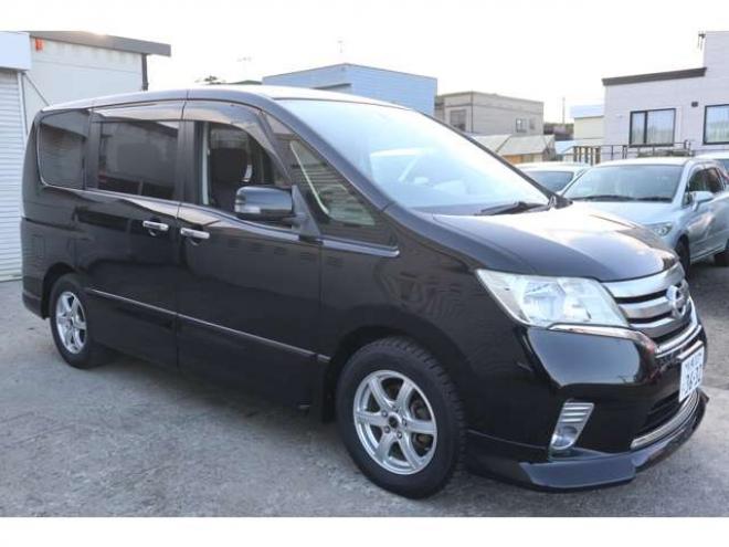 セレナ2.0 ハイウェイスター 4WD　HID・ナビ・TV・両側パワースライドドア・バックカメラ・R9/5月・9.6万キロ 2000