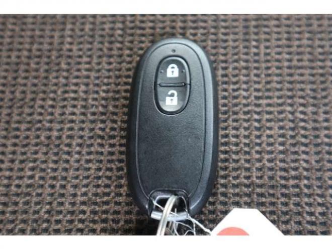 ラパンX 4WD　スマートキー・プッシュスタート・R9/8月・走行3.2万キロ 660