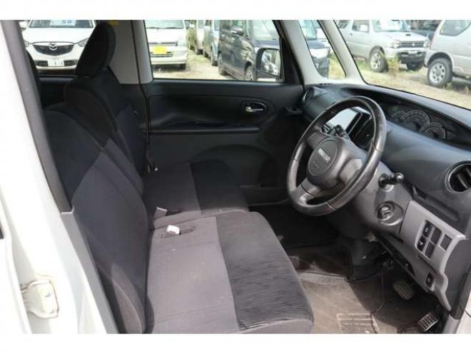 タントカスタム RS 4WD　スマートキー・左パワースライドドア・ターボ 660