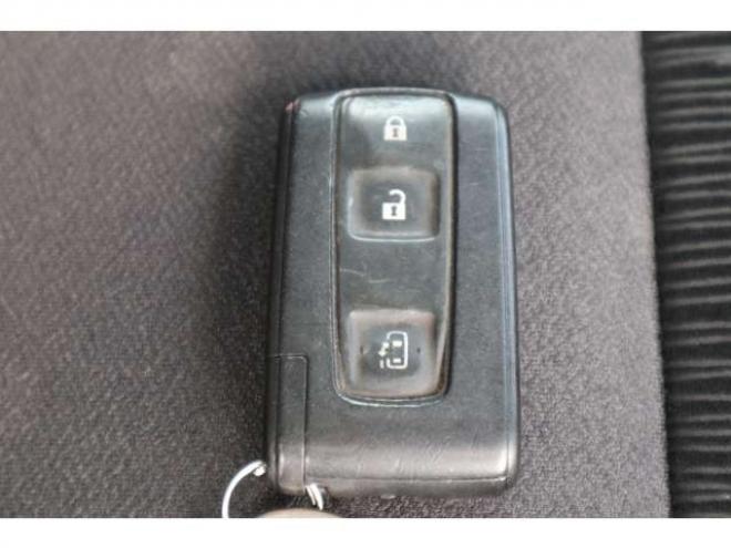 タントカスタム RS 4WD　スマートキー・左パワースライドドア・ターボ 660