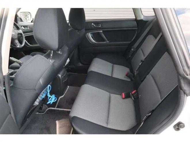 レガシィB4 2.0 GT スペックB 4WD　5速マニュアル・ターボ・キーレス・Tベル交換済み・サンルーフ 2000