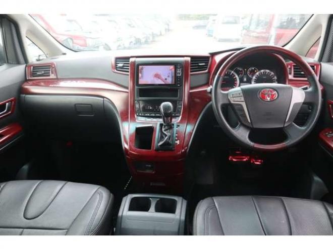 ヴェルファイア2.4 Z 4WD　両パワスラ・ナビ・TV・バックカメラ・ローダウン 2400