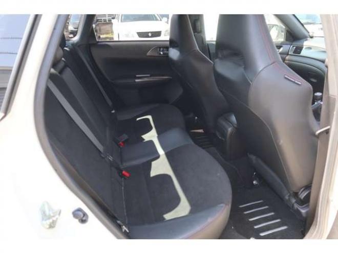 インプレッサSTI 2.0 WRX 4WD 6速MT・Tベル済み・外マフラー・R8/5月 2000