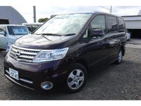 セレナ　2.0 ハイウェイスター Vセレクション 4WD　両側パワースライドドア・ナビ・TV・バックカメラ・スマートキー・R8/12月・8.3万キロ 2000