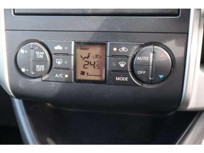 セレナ2.0 ハイウェイスター Vセレクション 4WD　両側パワースライドドア・ナビ・TV・バックカメラ・スマートキー・R8/12月・8.3万キロ 2000