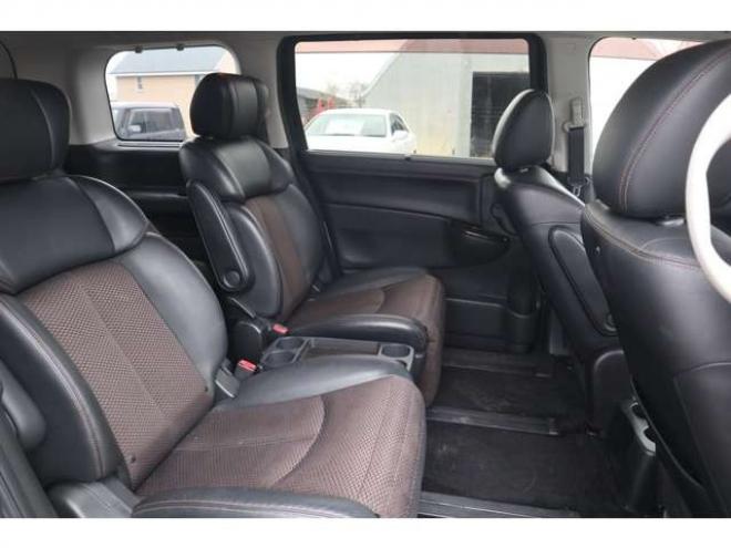 エルグランド2.5 250ハイウェイスター 4WD　ナビTV・Bカメラ・パワスラ・R8/7月 2500