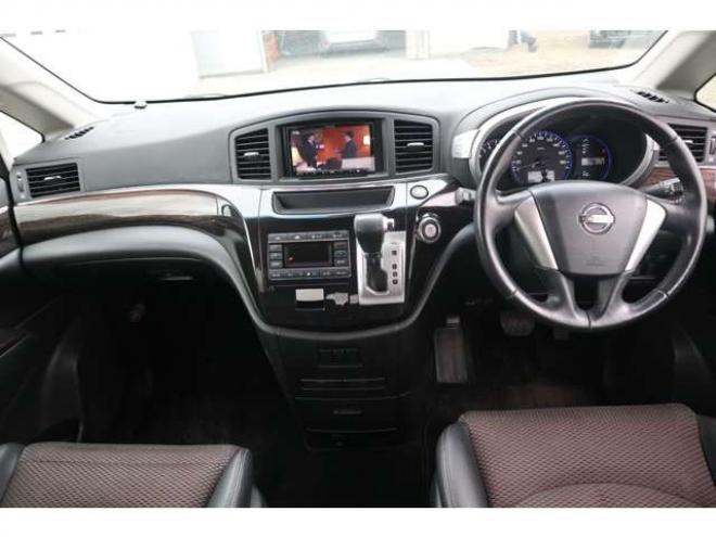 エルグランド2.5 250ハイウェイスター 4WD　ナビTV・Bカメラ・パワスラ・R8/7月 2500