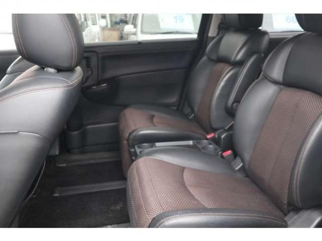 エルグランド2.5 250ハイウェイスター 4WD　ナビTV・Bカメラ・パワスラ・R8/7月 2500