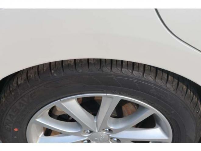 インプレッサスポーツ 2.0 i アイサイト 4WD ナビ・TV・Bカメラ・スマートキー 2000