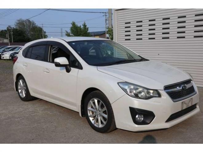 インプレッサスポーツ 2.0 i アイサイト 4WD ナビ・TV・Bカメラ・スマートキー 2000