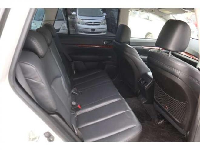 レガシィワゴン2.5 GT 4WD　ナビ・TV・バックカメラ・スマートキー・ターボ 2500