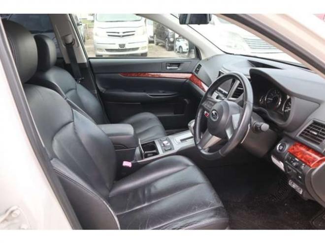 レガシィワゴン2.5 GT 4WD　ナビ・TV・バックカメラ・スマートキー・ターボ 2500