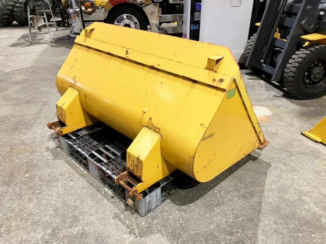 アタッチメントフォークリフト用　中古バケツ/除雪バケツ　K-att