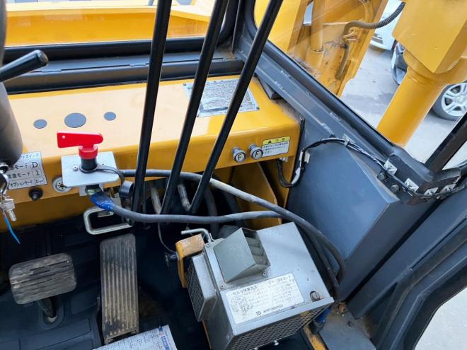フォークリフトTCM　中古　フォークローダー/ハイリフトアーム/ショベルローダー　SD25T8　建機
