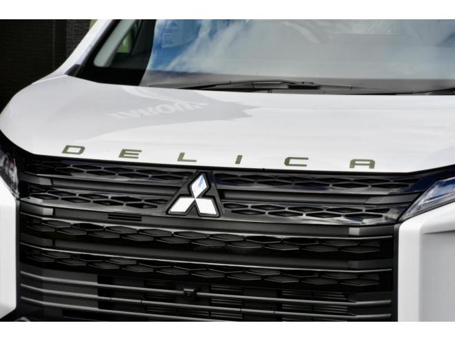 デリカD:5　Chamonix　４ＷＤ　登録済未使用車　シャモニーコンプリートパッケージ　アルパインナビビッグＸ　ドラレコ前後　フロアマット